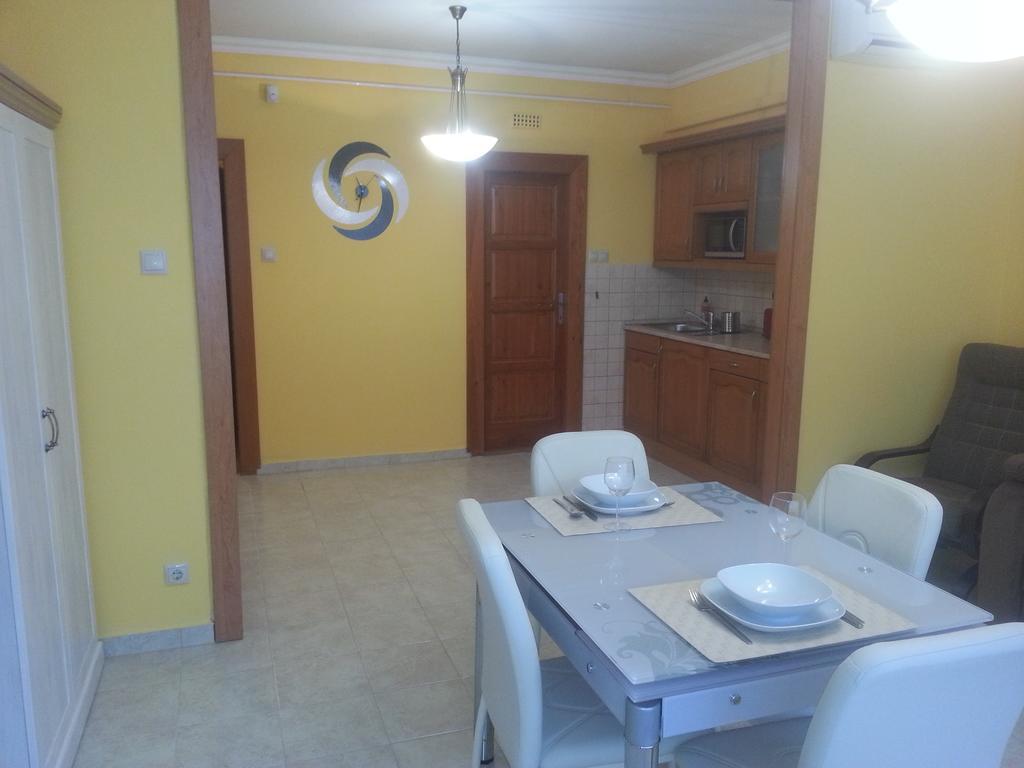 Szinva Apartman Μίσκολτς Εξωτερικό φωτογραφία